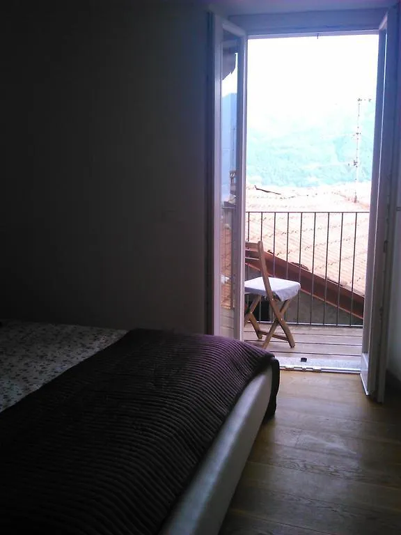 Domus Ausucium Apartment Ossuccio